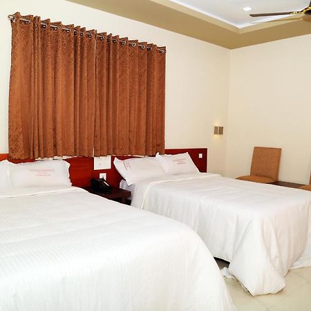 Anandkrishna Residency Hotel Guruvāyūr Buitenkant foto
