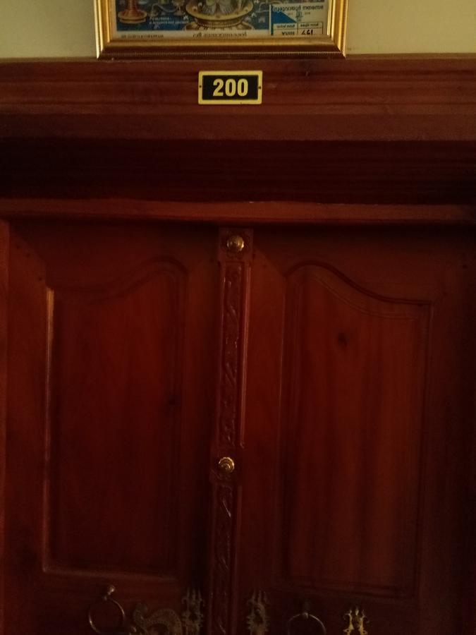 Anandkrishna Residency Hotel Guruvāyūr Buitenkant foto